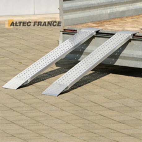 Paire de rampes de chargement aluminium AOH 200, charge 340 kg, longueur 1960 mm